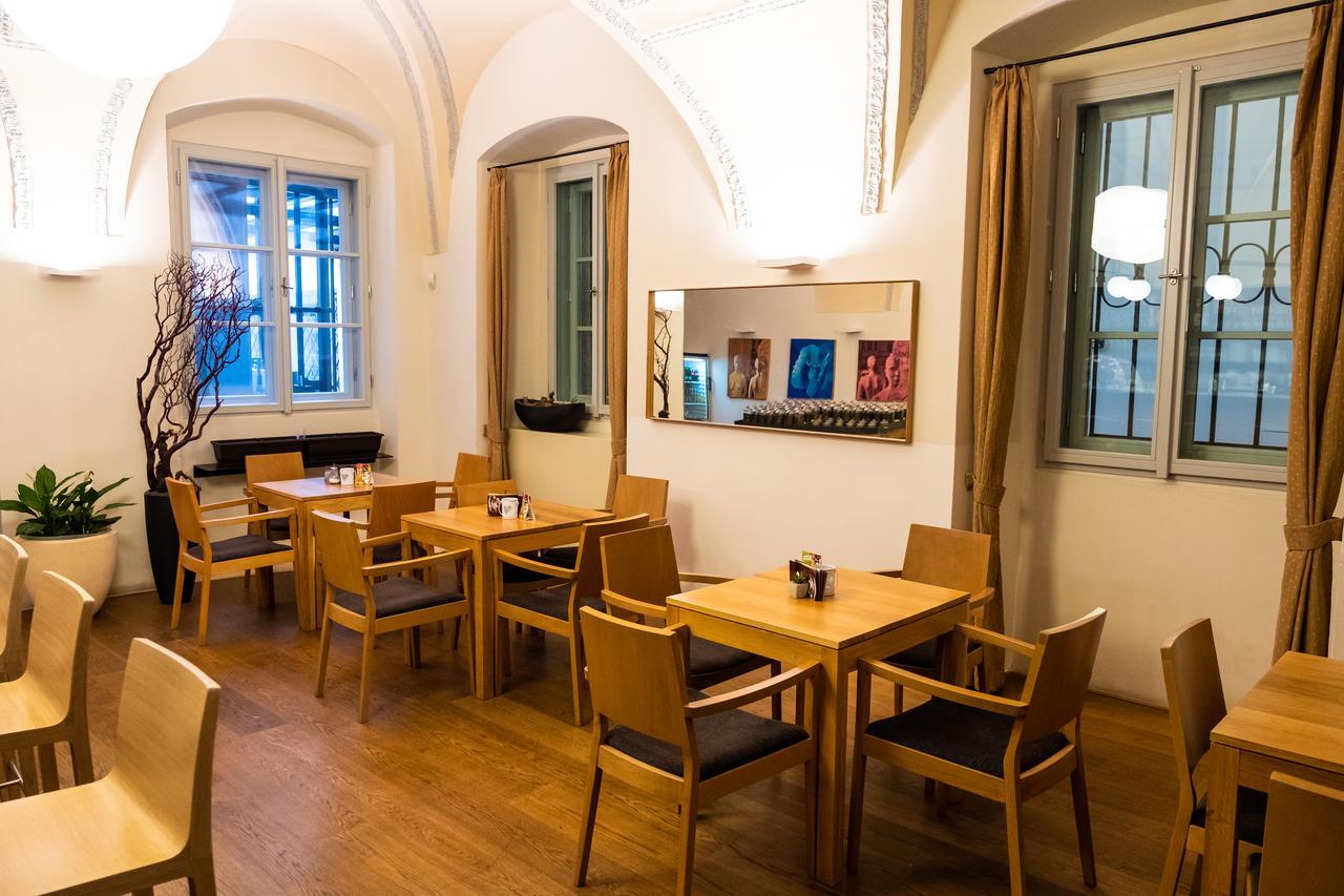Hotel Purkmistr Kroměříž Buitenkant foto