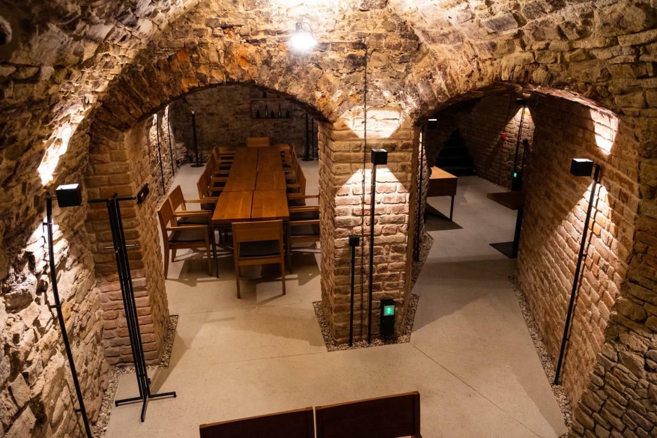 Hotel Purkmistr Kroměříž Buitenkant foto
